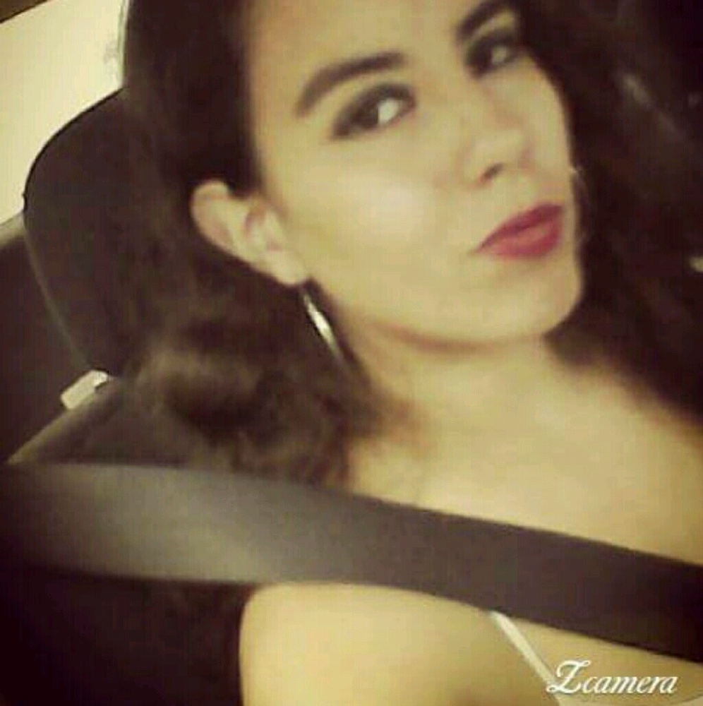 Meet your Posher, Alicia